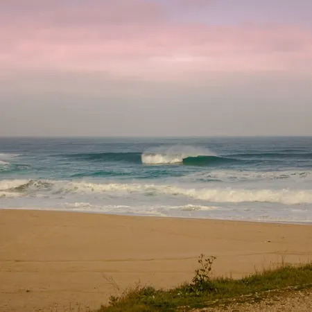 Hotel La Wave Surf Coruna