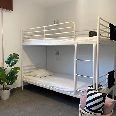 La Wave Surf Coruña * A Coruña