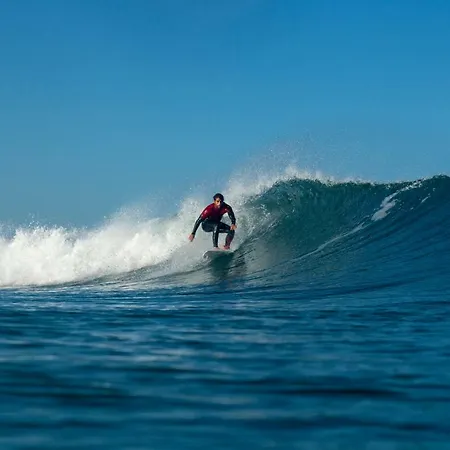 Hotel La Wave Surf Coruña
