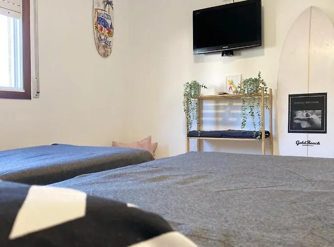 Hotel La Wave Surf Coruna